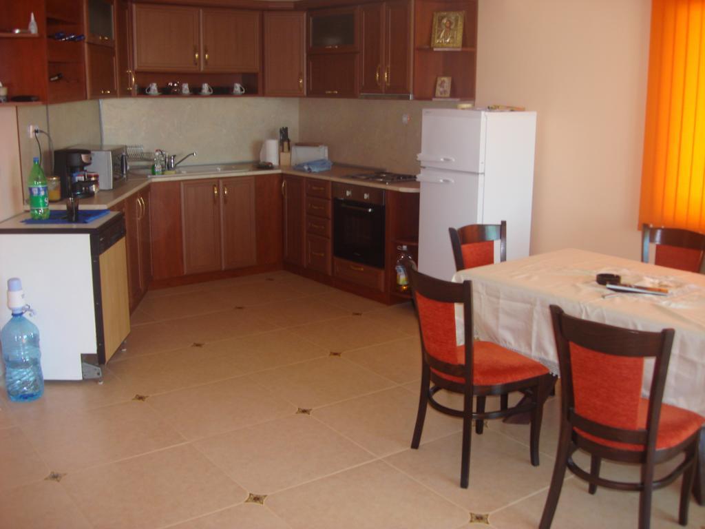 Villa Sunray Topola Zewnętrze zdjęcie