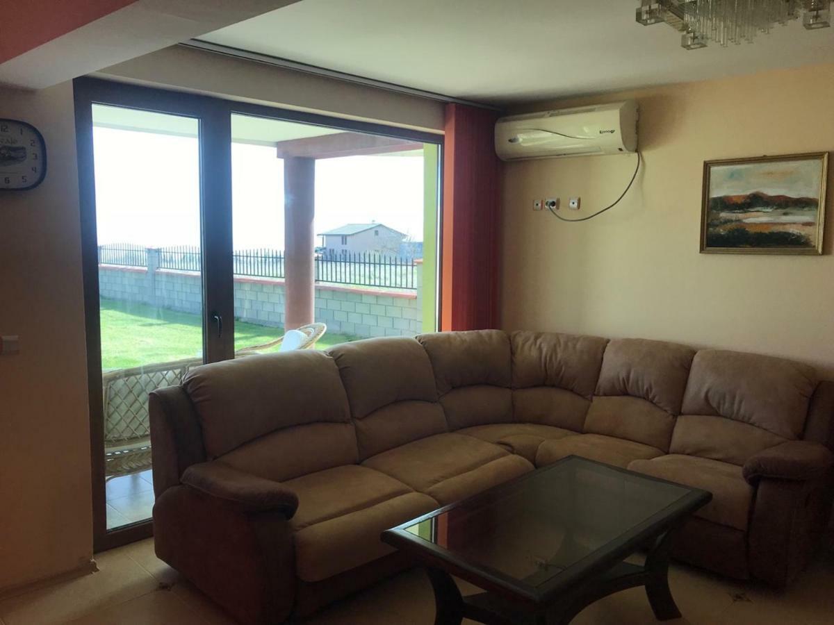 Villa Sunray Topola Zewnętrze zdjęcie
